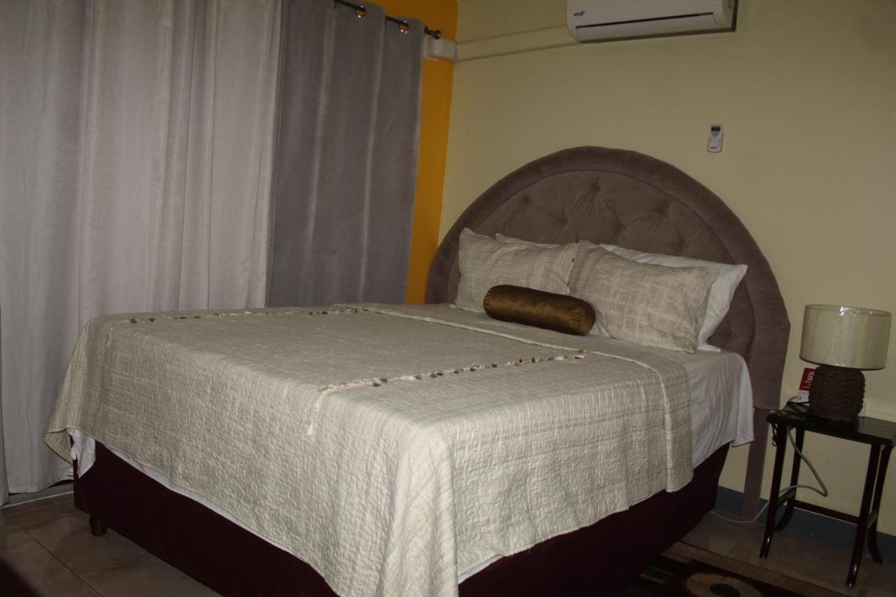 Comfy, Central & Elegant Studio New Kingston Exterior foto