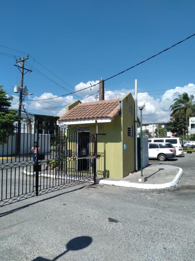 Comfy, Central & Elegant Studio New Kingston Exterior foto